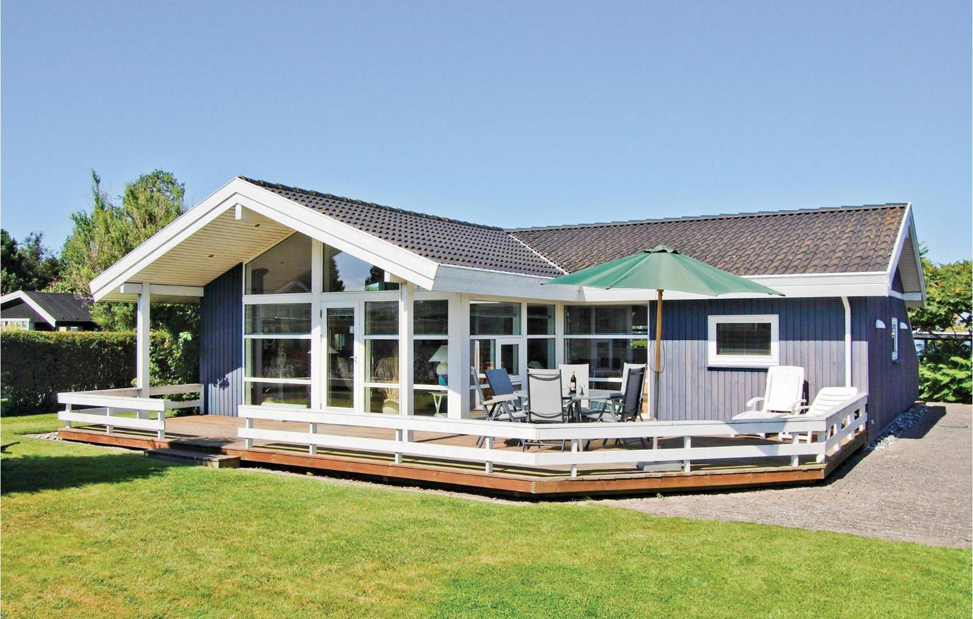 Awesome Home In Stroby With Wifi Exterior foto