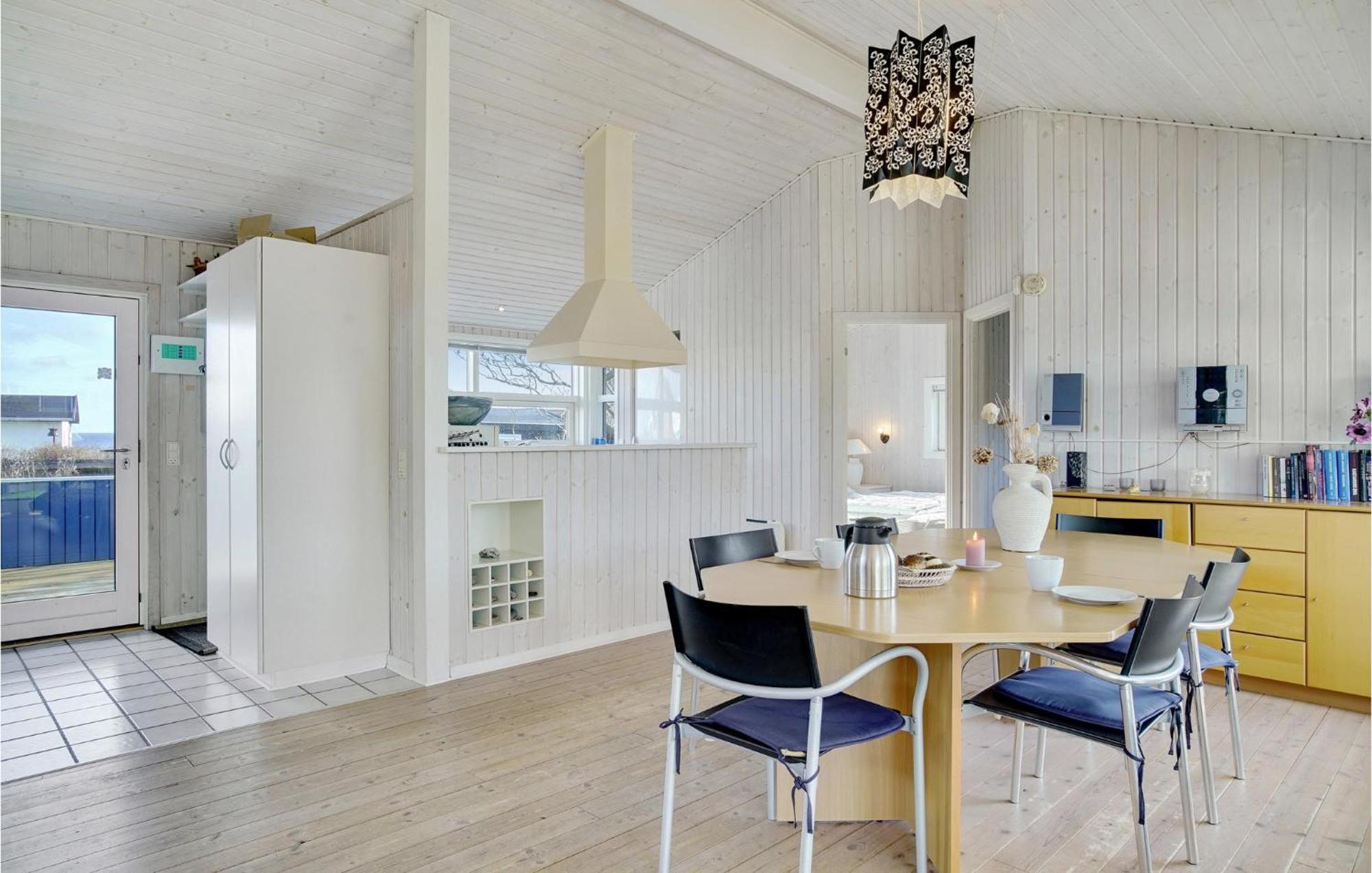 Awesome Home In Stroby With Wifi Exterior foto